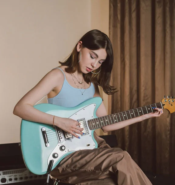 С чего начать обучение музыке взрослому человеку?